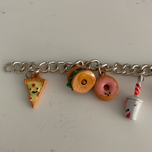 Shopkins Kid Bracelet - Picture 3 of 4